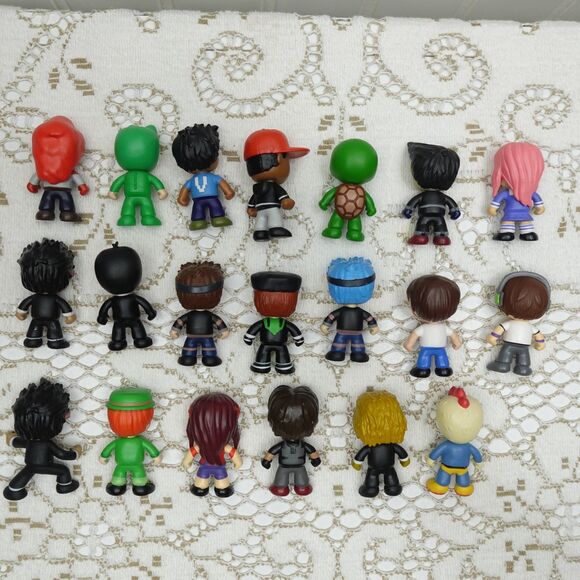 Large Lot of 20 YouTuber Inspired Collectible Mini Figures Mystery Box Toy Set - Picture 2 of 9